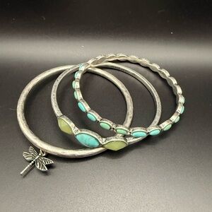 Lucky Brand Silver Tone and Turquoise Trio Stacked Bangle Bracelet Set